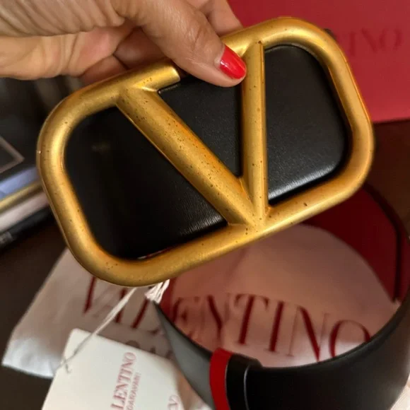 Valentino Garavani Black and Red Belt with Gold V Buckle - Picture 4 of 16